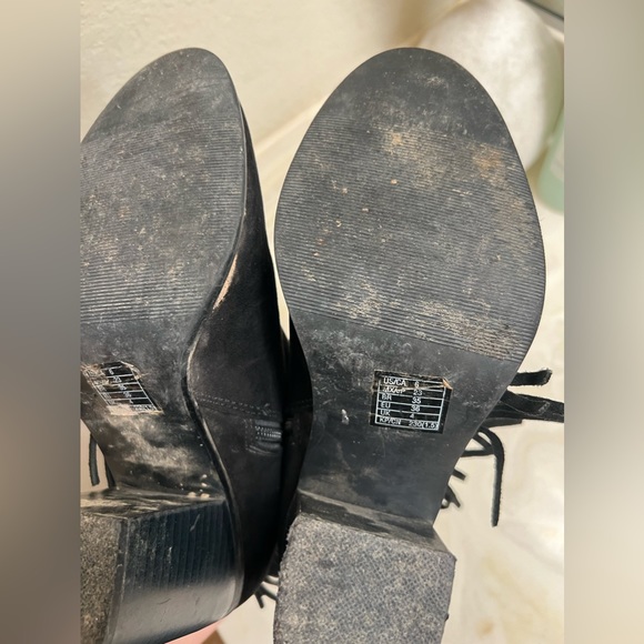 Forever 21 Black Booties - Picture 7 of 9